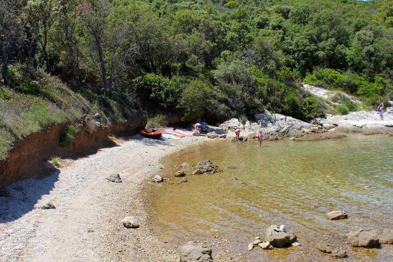 Apartments With A Parking Space Sveti Jakov, Losinj - 8011 Nerezine